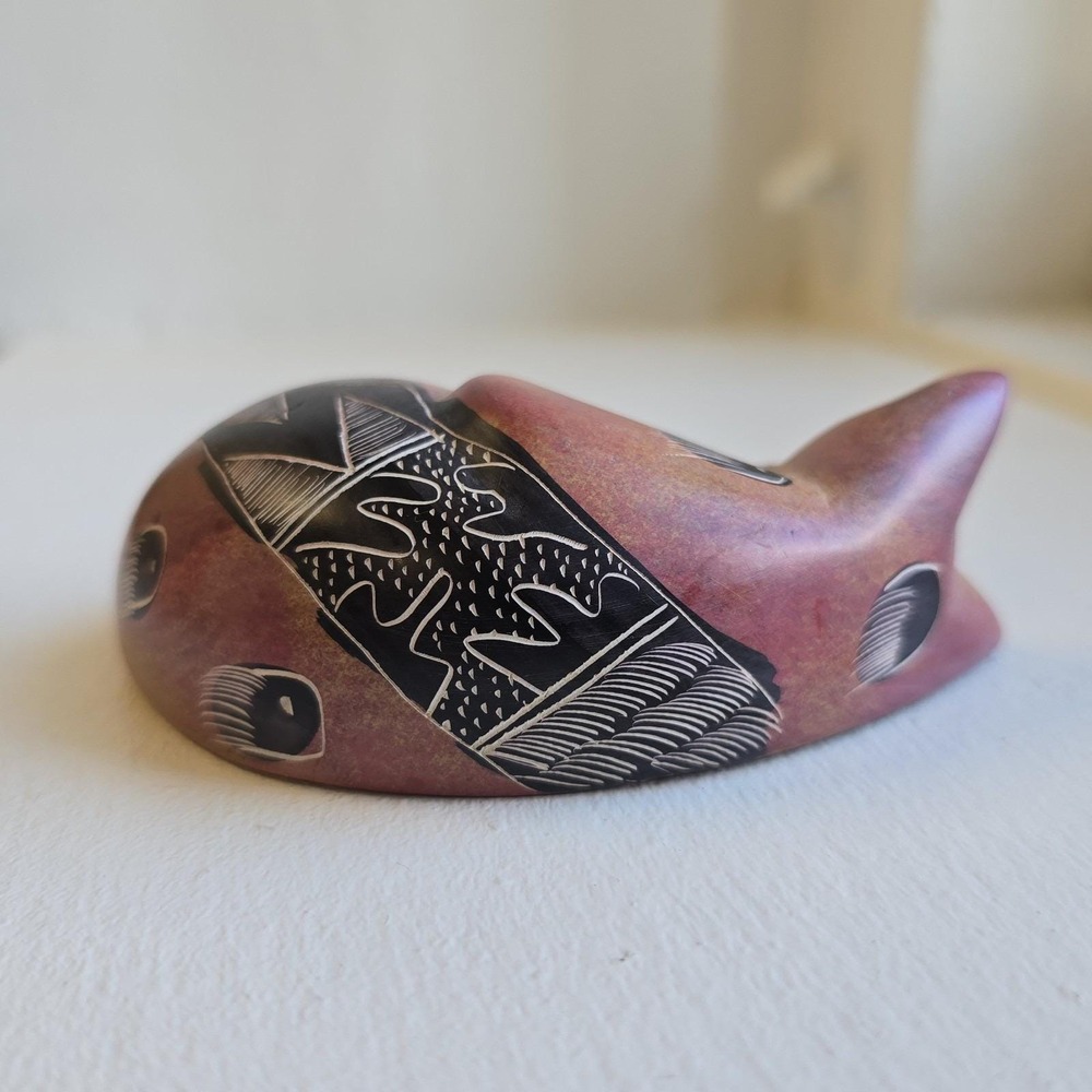 Handcrafted Kenyan Sleeping Cat Figurine Martin Gaiti Signed African Art Wood - Picture 3 of 6